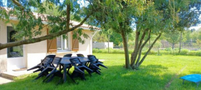 Maison de 4 chambres avec jardin clos et wifi a Hourtin